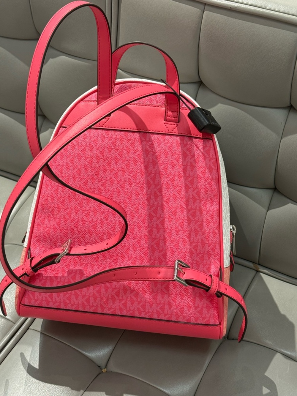 MICHAEL KORS Rhea Medium Color-Block Signature Logo Backpack - Picture 4 of 10